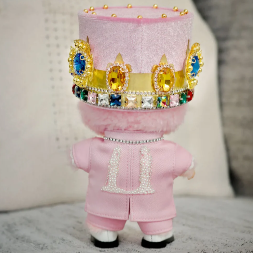 Handmade Celebrity-Inspired Outfit